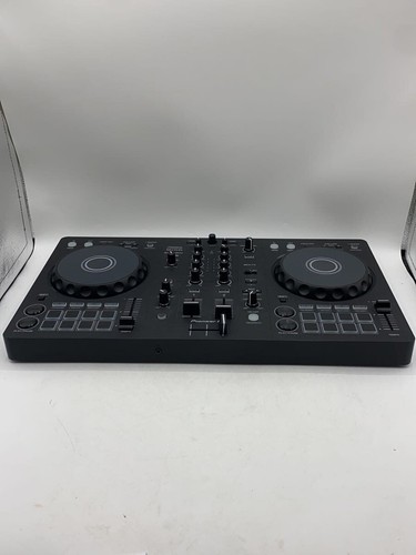 Pioneer equipment used - dj,